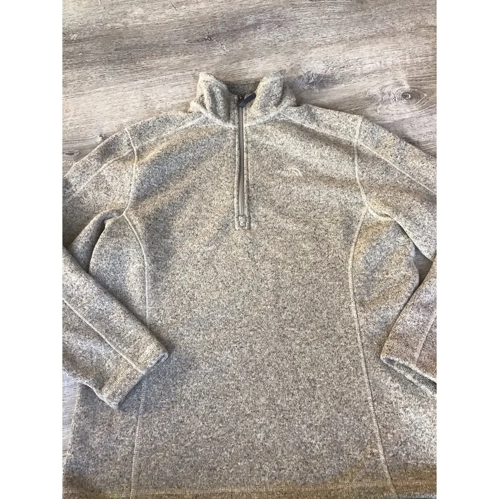The North Face Fleece Jacket Men's Medium Gray Quarter Zip Long Sleeve Pullover